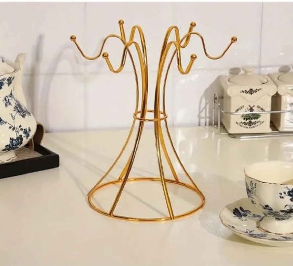 Luxury Cup Stand