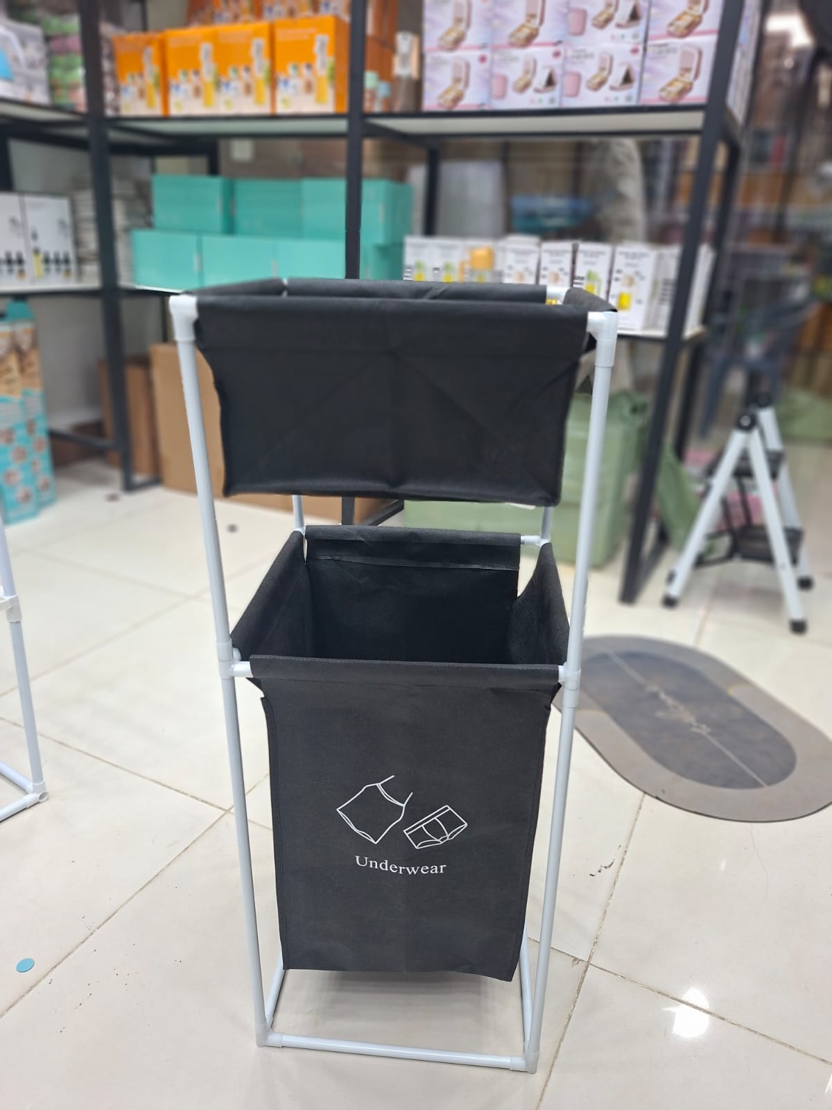 2 -Tier laundry basket