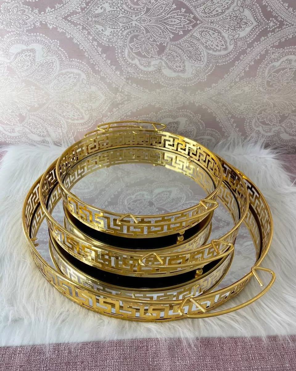 Gold Luxury Trays With Mirror Base Premium quality