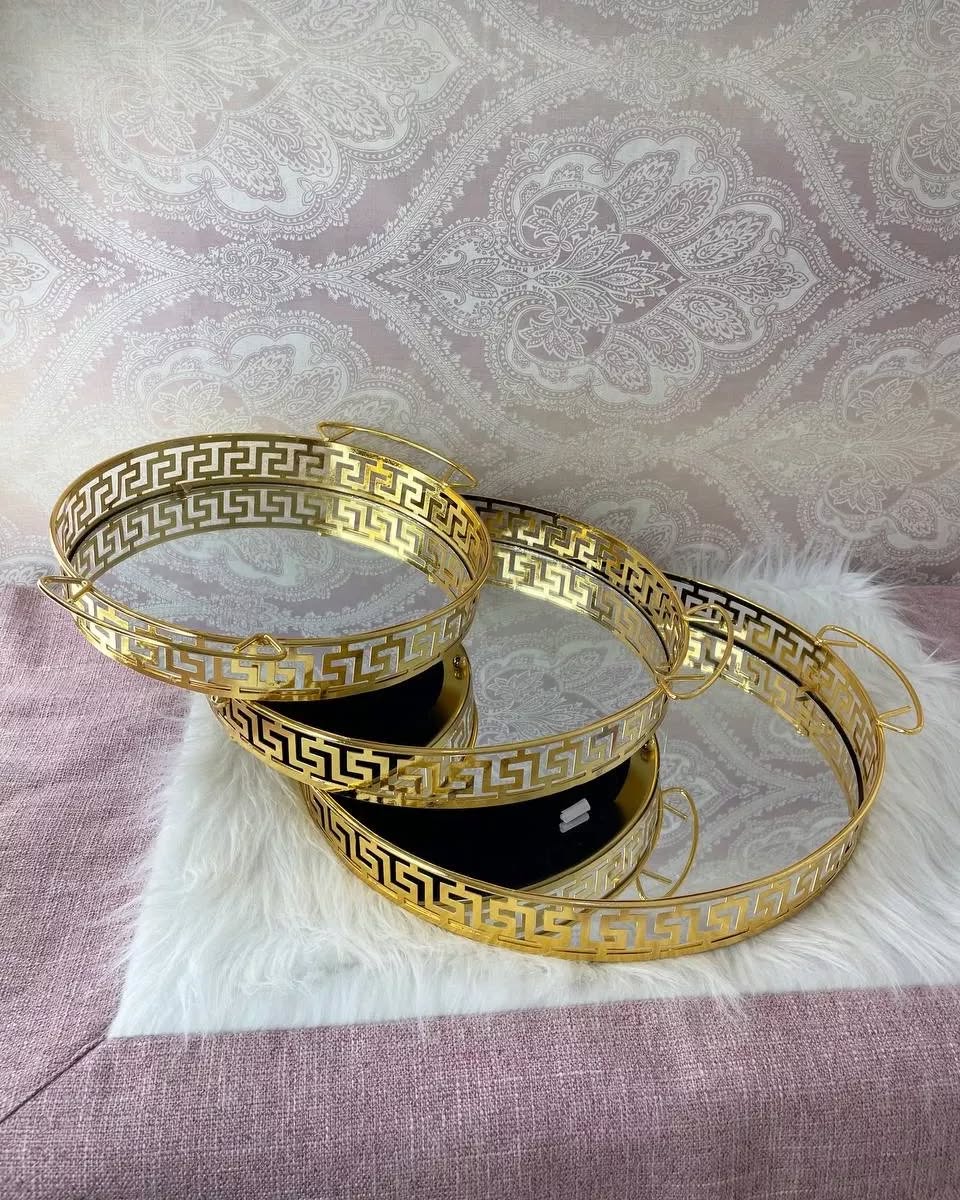 Gold Luxury Trays With Mirror Base Premium quality